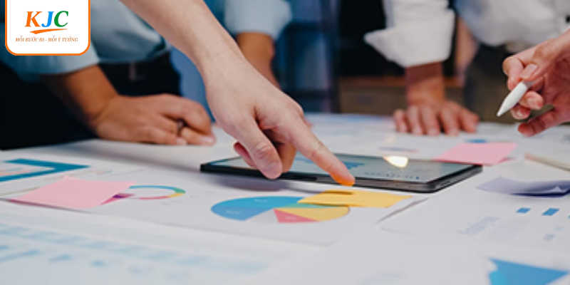 Định hướng phát triển trong tương lai của sân chơi Định hướng phát triển trong tương lai của sân chơi